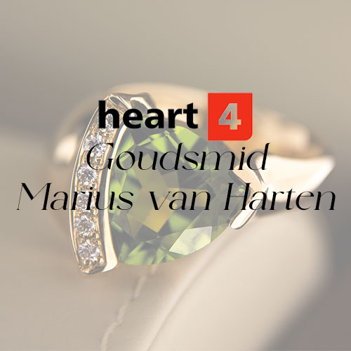 Rose Gouden Ring Blauwe Topaas