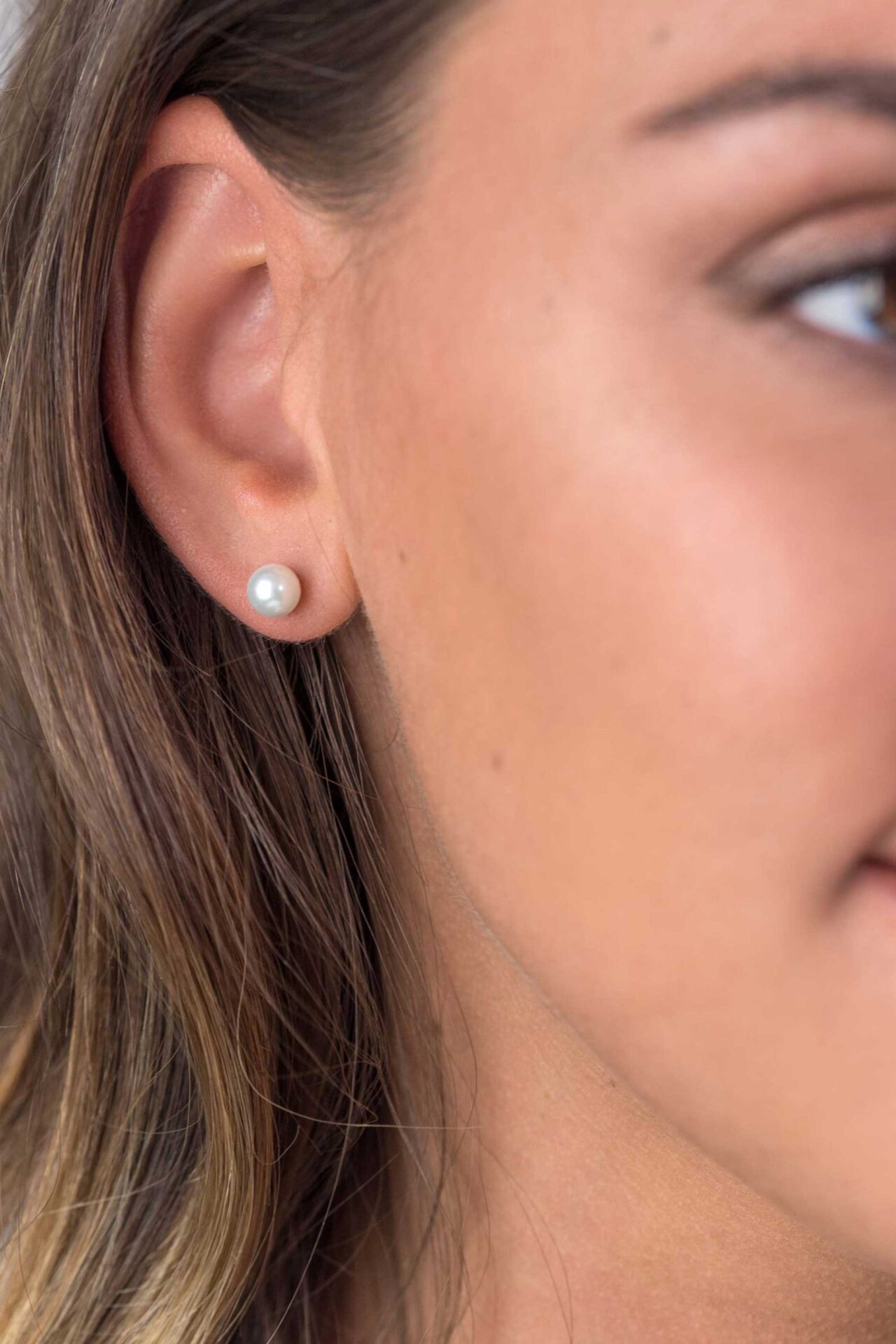 Zinzi zilveren oorknoppen wit parel